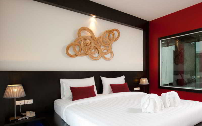 De Cozé Hotel Patong Esterno foto