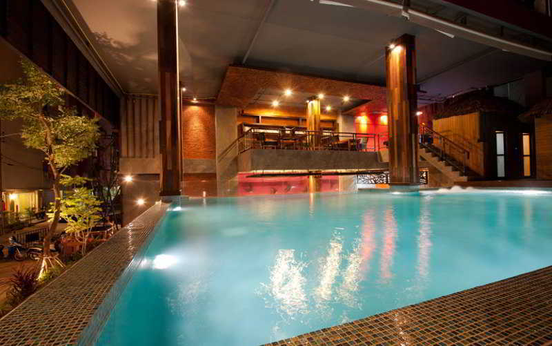 De Cozé Hotel Patong Esterno foto